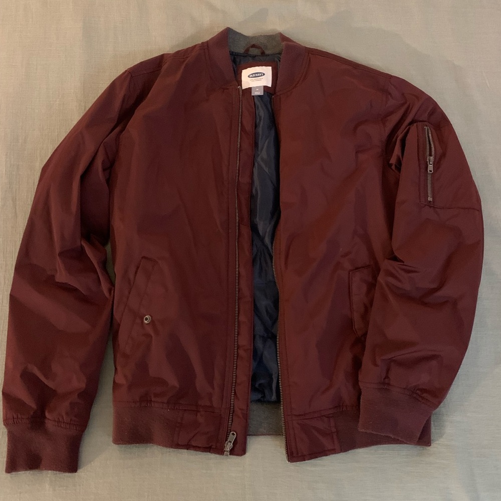 Men’s puffy bomber jacket